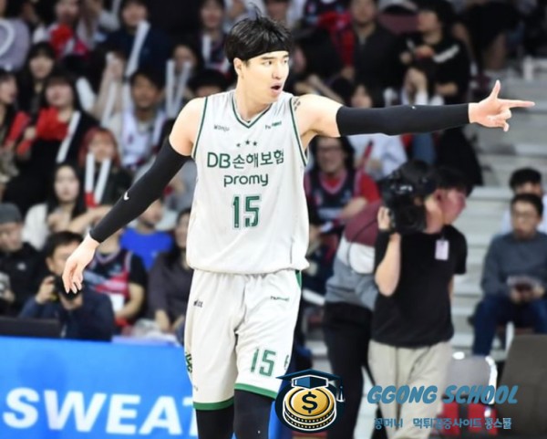 서울 SK 나이츠 최근 경기력 분석, 자밀 워니와 김선형 주요 선수 및 전술 포인트 class=